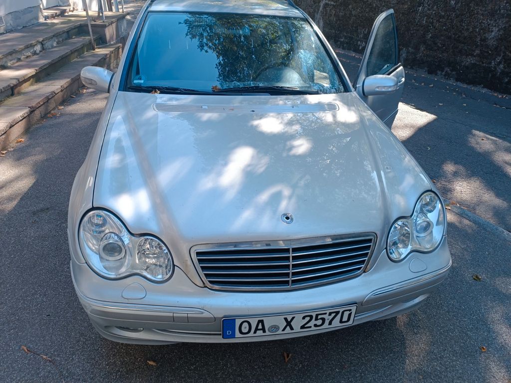 Bild des Angebotes Mercedes-Benz 240