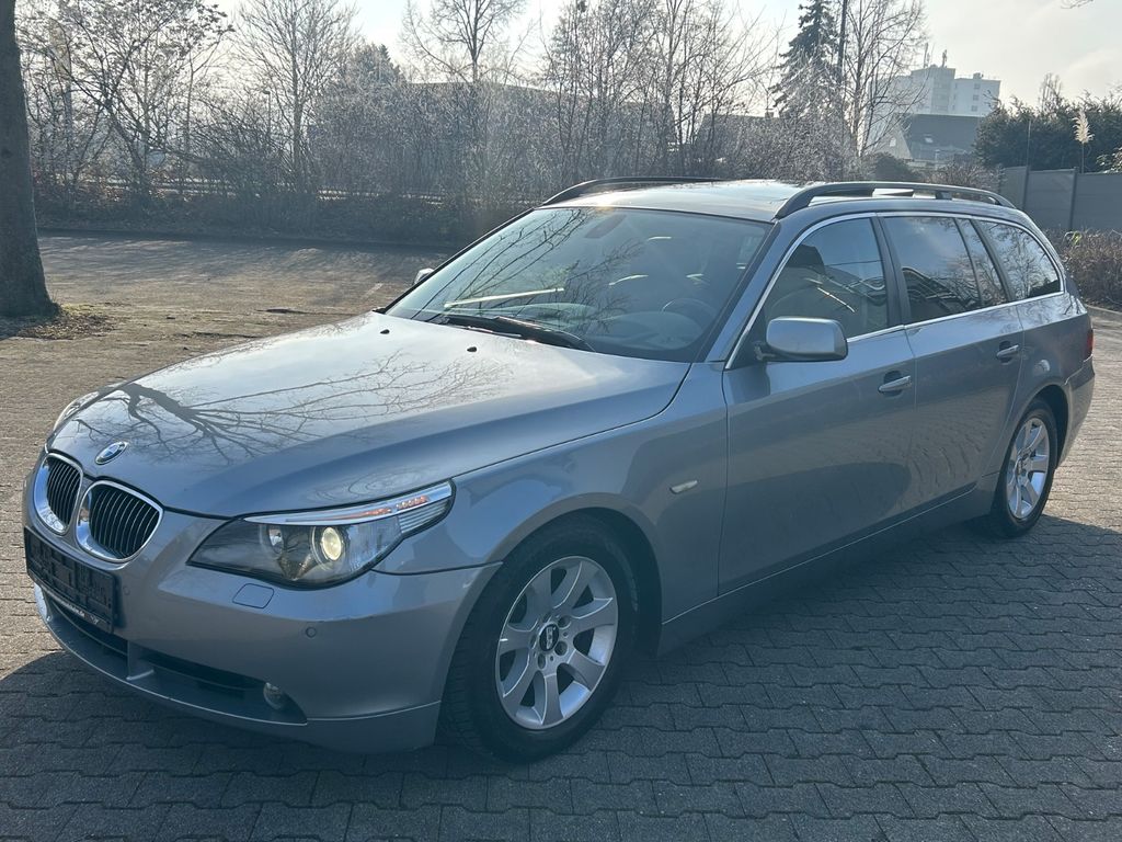 Bild des Angebotes BMW 530d Touring*AUTOM*LEDER*PANO*HUD*NAVI*VOLL*8-FA