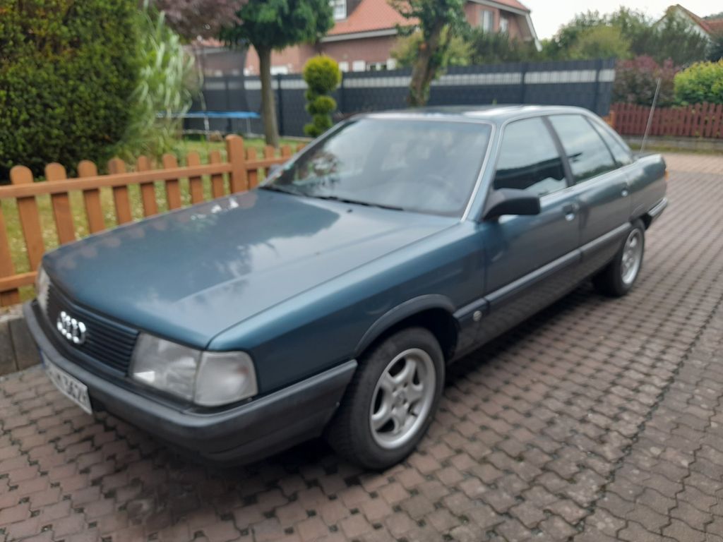 Bild des Angebotes Audi 100,   sehr gepflegt mit H-Kennzeichen