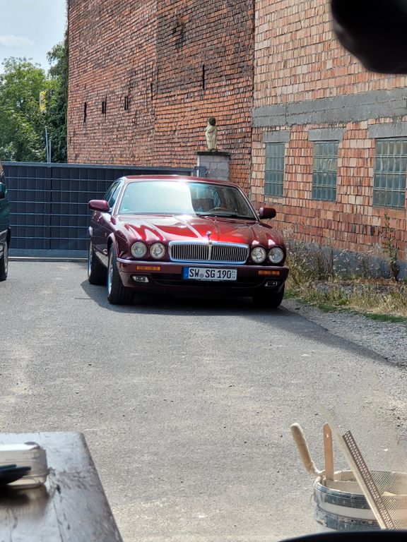 Bild des Angebotes Jaguar XJ 3.2 Executive Top Zustand + Gutachten 2+