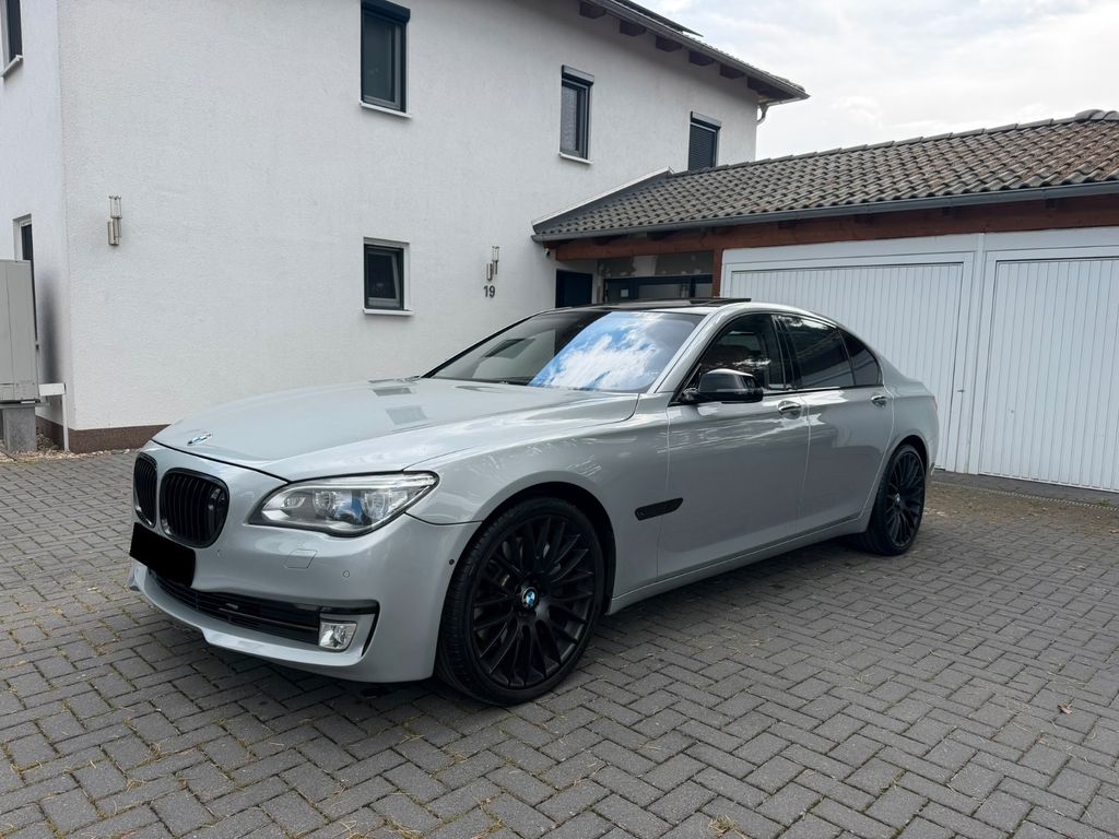 Bild des Angebotes BMW 750d xd Individual LED|NaviPro|HUD|DiglC|B&O|GSD