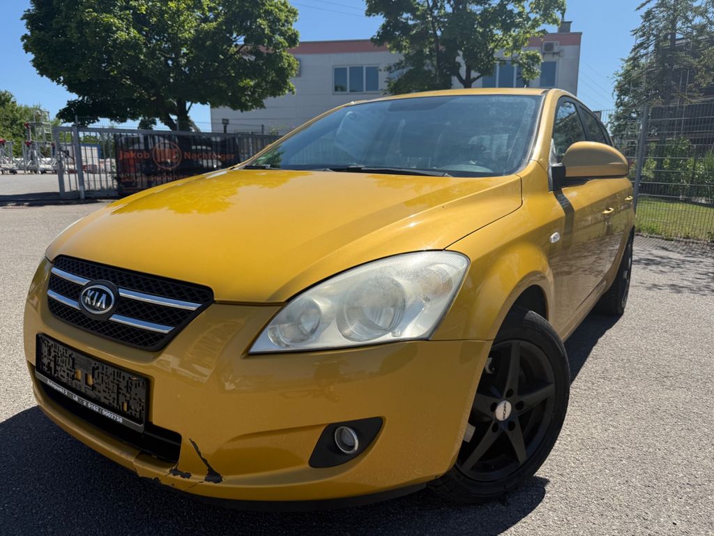 Bild des Angebotes Kia Ceed 2.0*KLIMA*SZH*PDC*SD*TÜV NEU