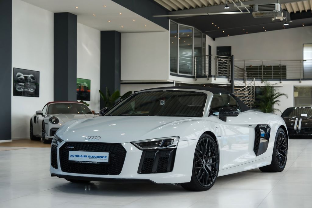 Bild des Angebotes Audi R8 Spyder quattro*CARBON*KERAMIK*ABGAS*B&O*LED*