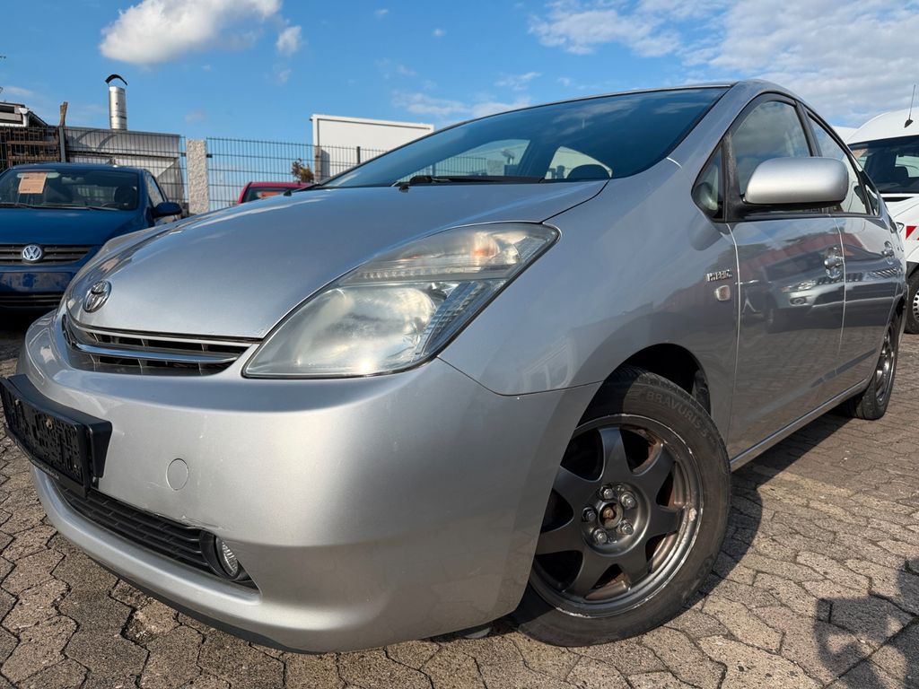 Bild des Angebotes Toyota Prius 1.5-l_VVT-i Automatik,Klima,Navi,Kamera