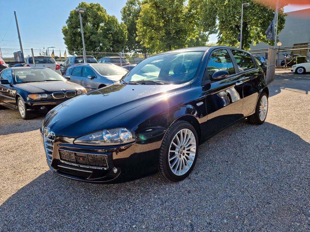 Alfa Romeo 147 1.6 TS 16V 120 Veloce ZAHNRIEMEN NEU