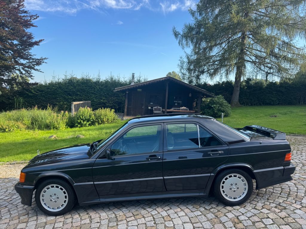 Mercedes-Benz 190E 2,5 16V 5-Gang Originalzustand!