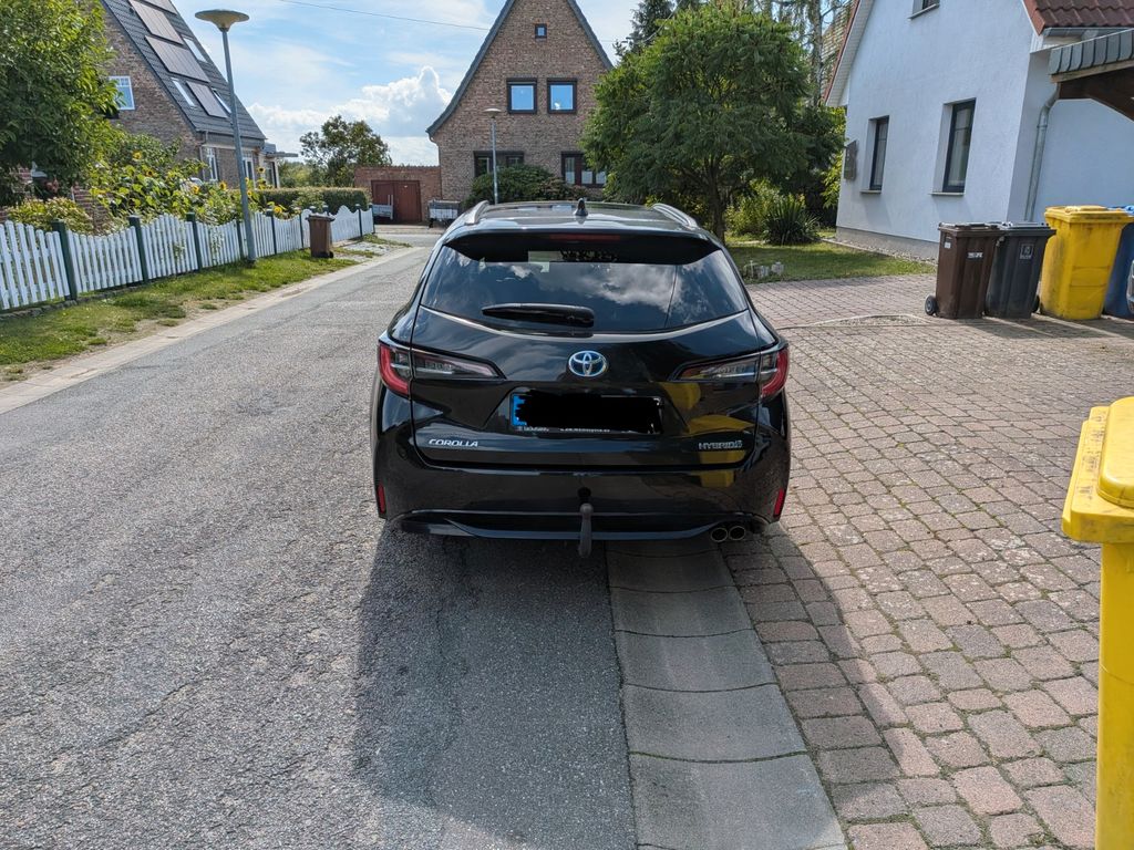Bild des Angebotes Toyota Corolla 2,0 Hybrid Lounge Touring Sports Lounge