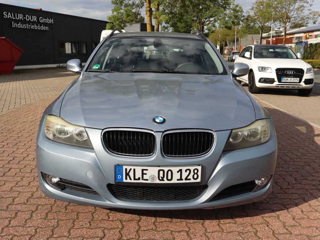 Bild des Angebotes BMW 318i touring KLIMAAUTOMATIK !!!