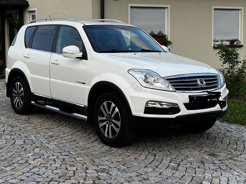 Bild des Angebotes Ssangyong Rexton W RX200 e-XDi Sapphire 4WD Sapphire