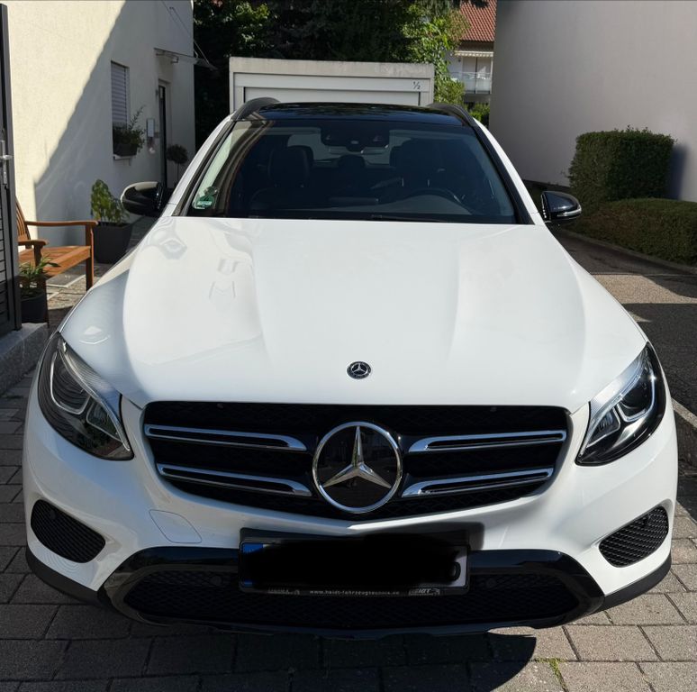 Bild des Angebotes Mercedes-Benz GLC 250 4MATIC AMG-line Panoramadach Burmester
