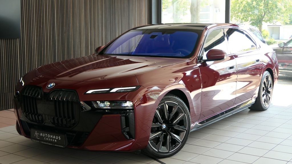 Bild des Angebotes BMW i7 xDrive 60 M Sport|THEATRE-TV|SKY-Lounge|B&W|