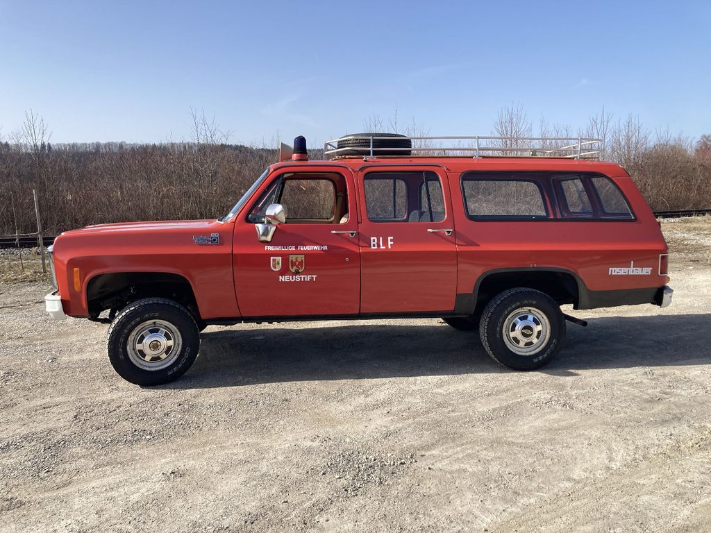 Bild des Angebotes Chevrolet Suburban K20 - V8 Small Block - Feuerwehr