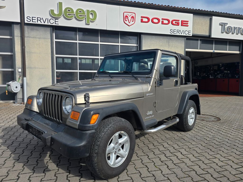 Jeep Wrangler Sport 2.4l Hard- und Softtop