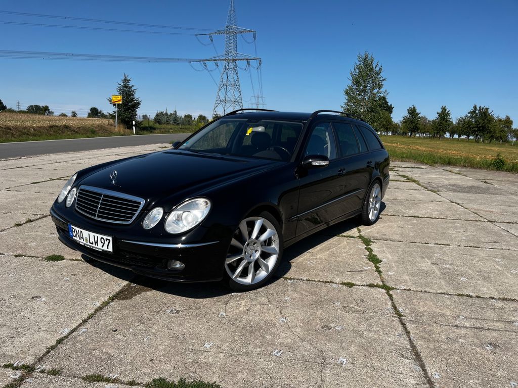 Bild des Angebotes Mercedes-Benz E 320 CDI T AVANTGARDE-SHZG-SZLÜ-Airmatic