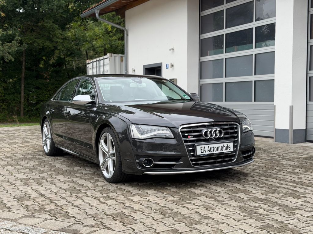 Bild des Angebotes Audi S8 4.0 TFSI quattro Keramik/Pano/Softclose