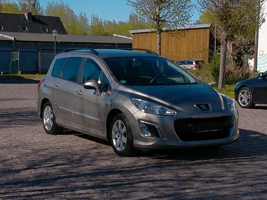 Bild des Angebotes Peugeot 308 SW Active TÜV NEU NAVI KLIMA AHK S-HEFT PDC
