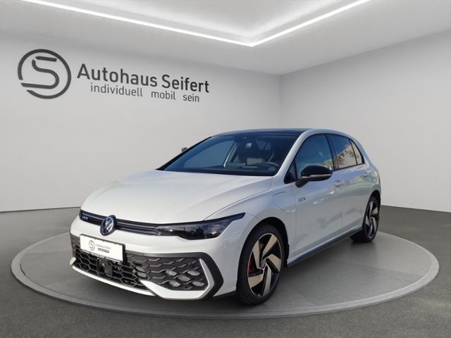 Bild des Angebotes Volkswagen Golf GTE  1.5 TSI DSG eHybrid Matrix*Panor*AHK*