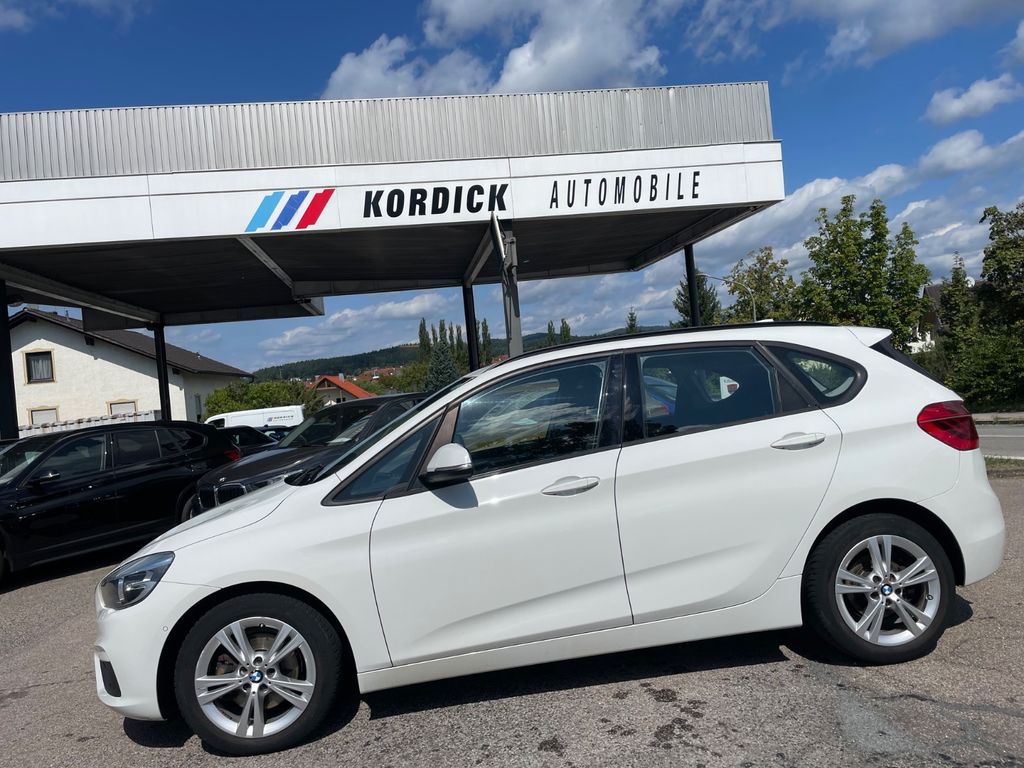 Bild des Angebotes BMW 218i ACTIVE TOURER "ADVANTAGE"/KLIMAAUT/SHZ/PDC