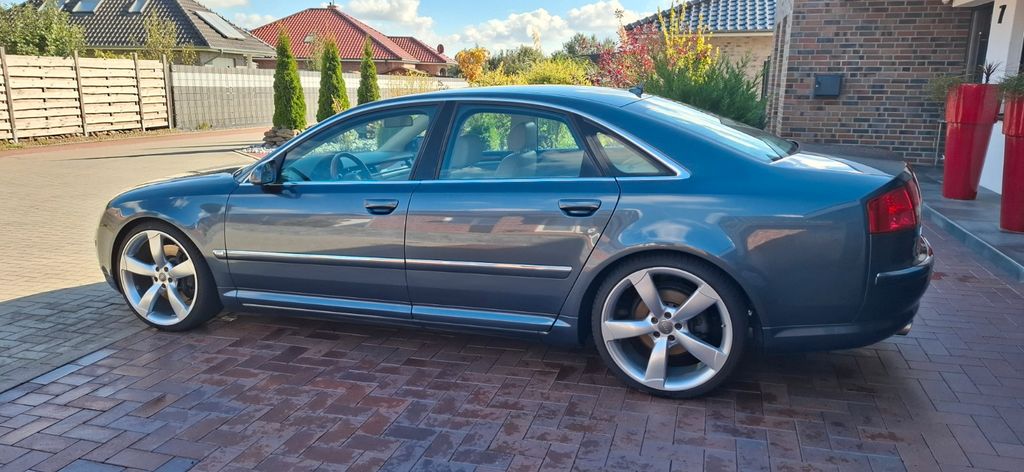 Bild des Angebotes Audi A8 4.2 FSI tiptronic quattro -