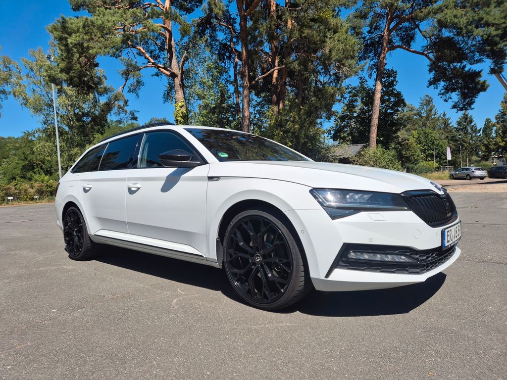 Bild des Angebotes Skoda Superb 2.0 TDI SCR 147kW DSG SPORTLINE COMBI...