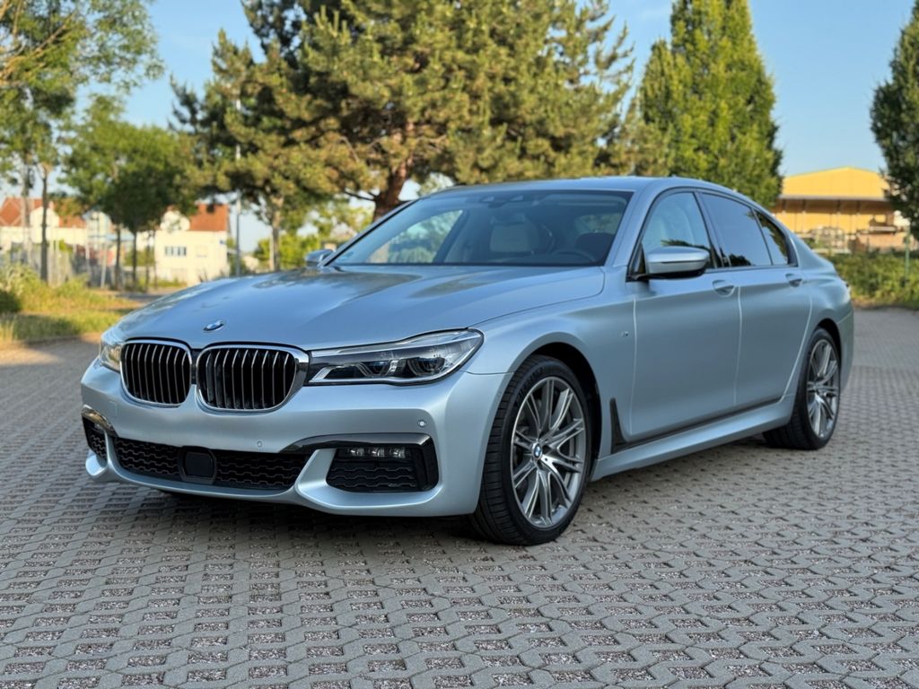 Bild des Angebotes BMW 750 i xDrive M 40 Jahre Edition Standhzg. HeadUp
