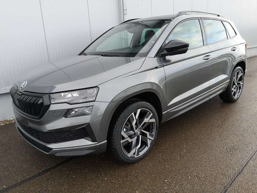 Skoda Karoq Sportline 2.0TDI DSG 4x4 AHK Matrix Pan...