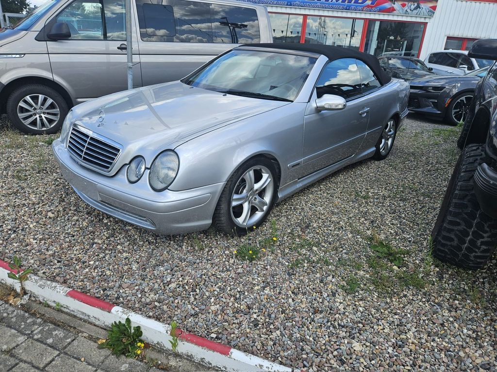 Bild des Angebotes Mercedes-Benz CLK 230 KOMPRESSOR AVANTGARDE AMG unfallfrei Cab