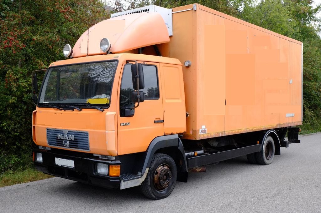 Bild des Angebotes MAN L2000 1.Hd Kühlkoffer, ideal zum Wohnmobilausbau