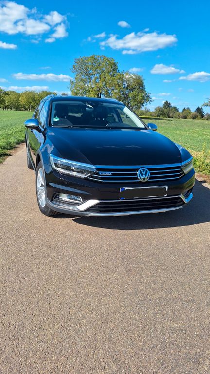 Bild des Angebotes Volkswagen Passat Alltrack 2.0 TDI SCR 140kW DSG 4MOT A...