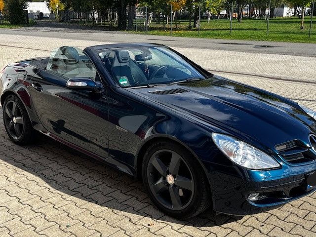Bild des Angebotes Mercedes-Benz SLK 280 - TÜV neu - NAVI - LEDER - AIRSCARF