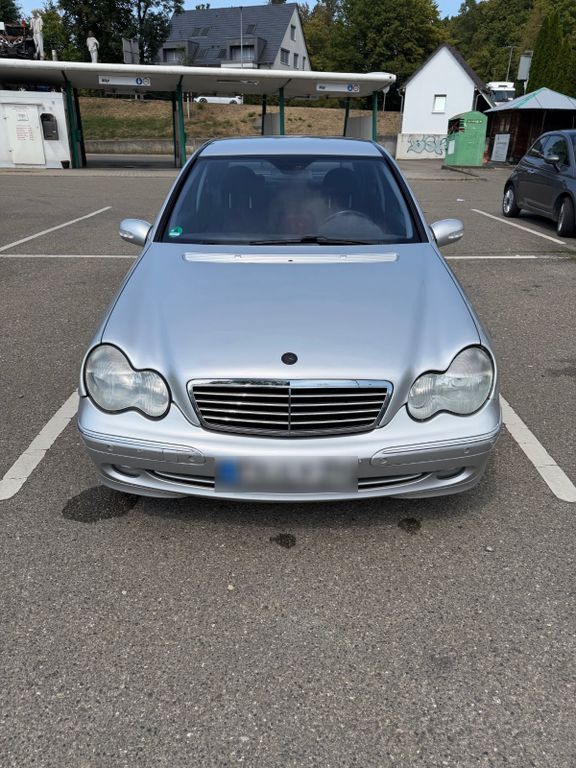 Bild des Angebotes Mercedes-Benz C 240 4MATIC AVANTGARDE