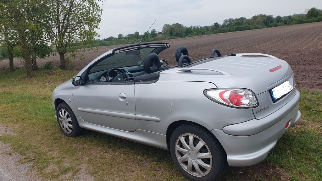 Bild des Angebotes Peugeot 206 CC Filou 110 Filou