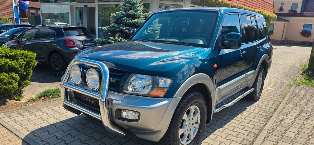 Bild des Angebotes Mitsubishi Pajero 3,2 DI-D Elegance AHZV*B7 SITZER*BULLENFÄ