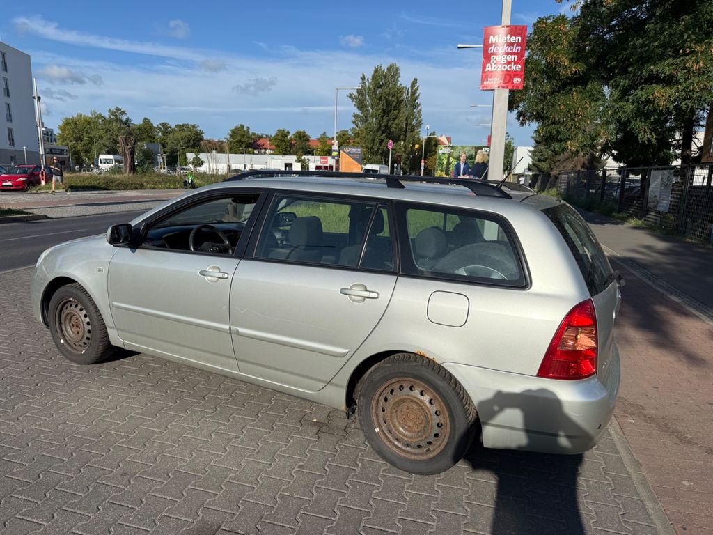 Bild des Angebotes Toyota Corolla Combi 1.6 Sol Klimaautomatik