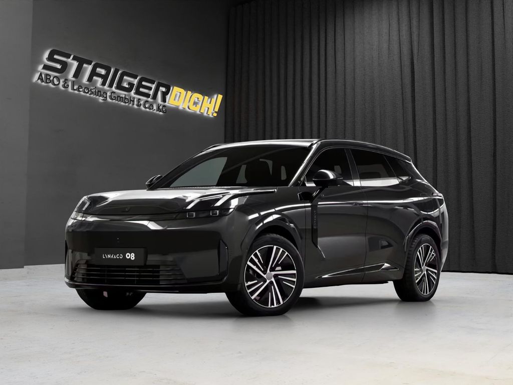 Lynk&Co 08+ACC+PANO+LED+sofort verfügbar