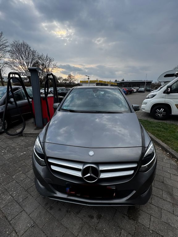 Bild des Angebotes Mercedes-Benz B 250 4MATIC DCT -