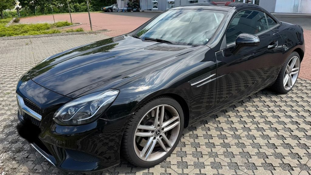 Bild des Angebotes Mercedes-Benz SLC 250 d RedArt Edition Autom. RedArt Edition