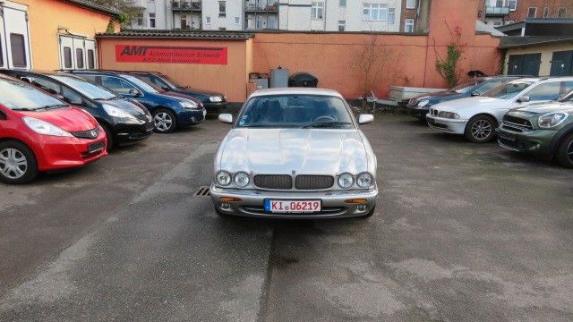 Bild des Angebotes Jaguar XJR 4.0