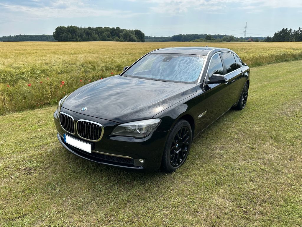 Bild des Angebotes BMW 750Li - sehr gepflegter Zustand
