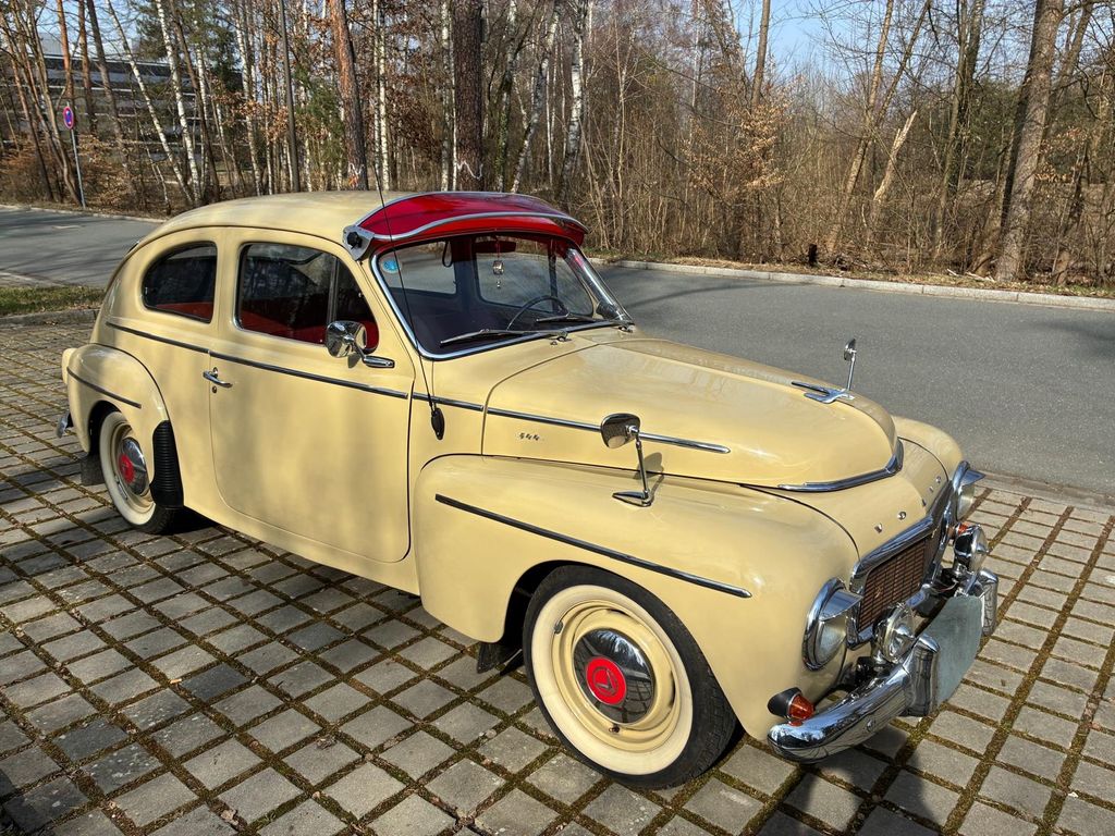 Bild des Angebotes Volvo PV 544 (Buckelvolvo)