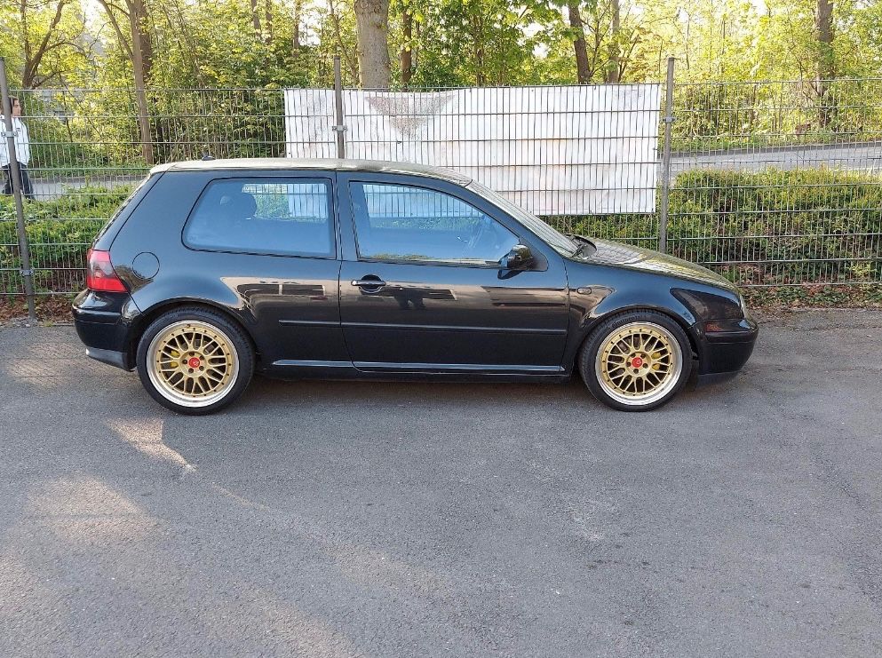 Bild des Angebotes Volkswagen Golf 4 1.6 MB Design Felgen