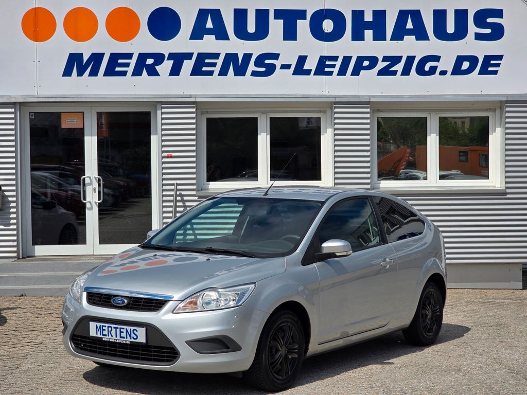 Bild des Angebotes Ford Focus 1,6 Style Automatik BT TEL eFH PDC USB
