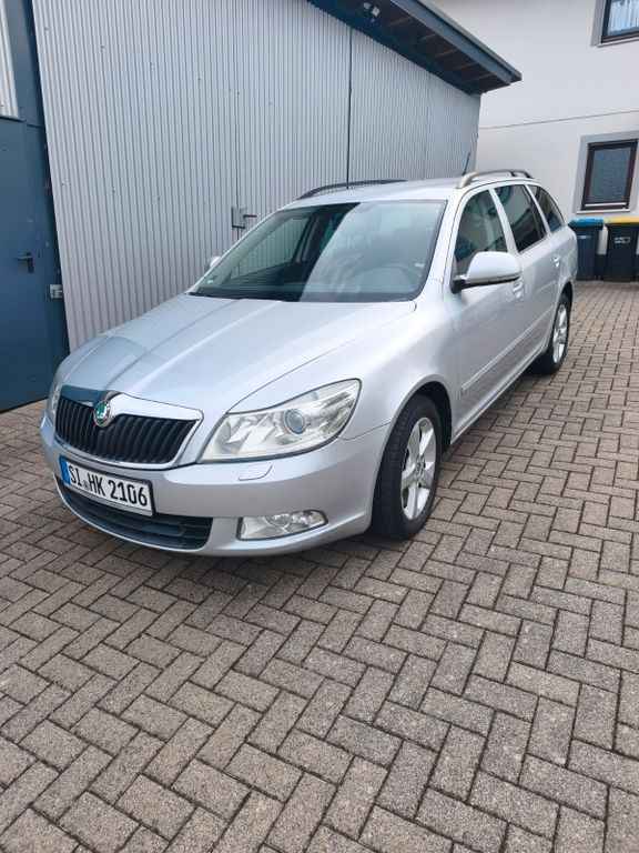 Bild des Angebotes Skoda Octavia 2.0 TDI Elegance Combi Elegance