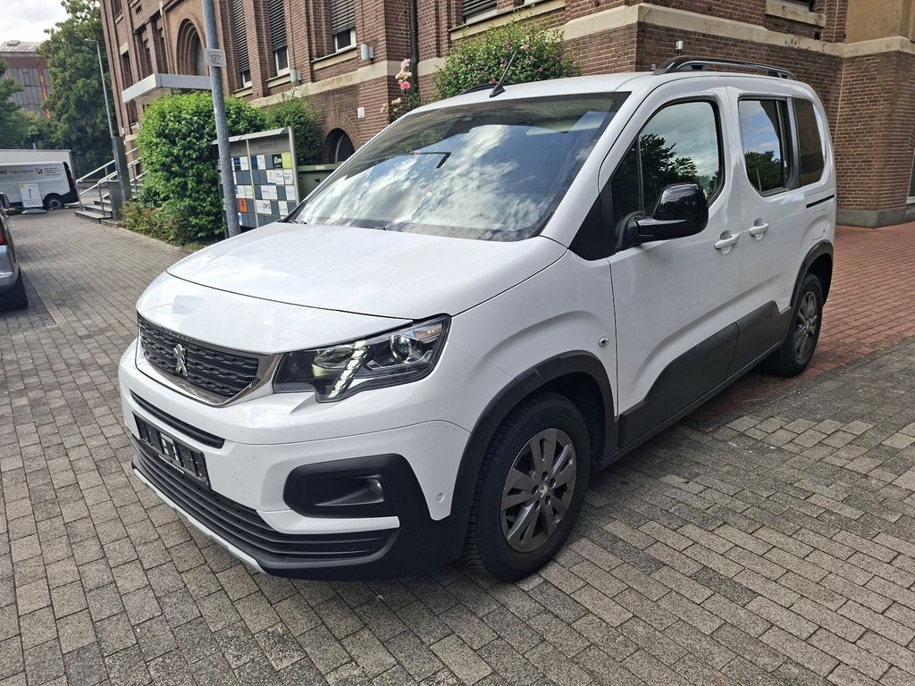 Bild des Angebotes Peugeot Rifter Allure*LED*1.Hand*Navi*Klima*Kamera*2xPDC