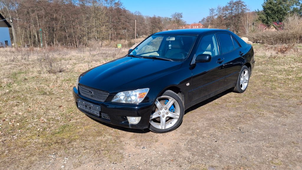 Bild des Angebotes Lexus IS 200 Sport Auto Sport