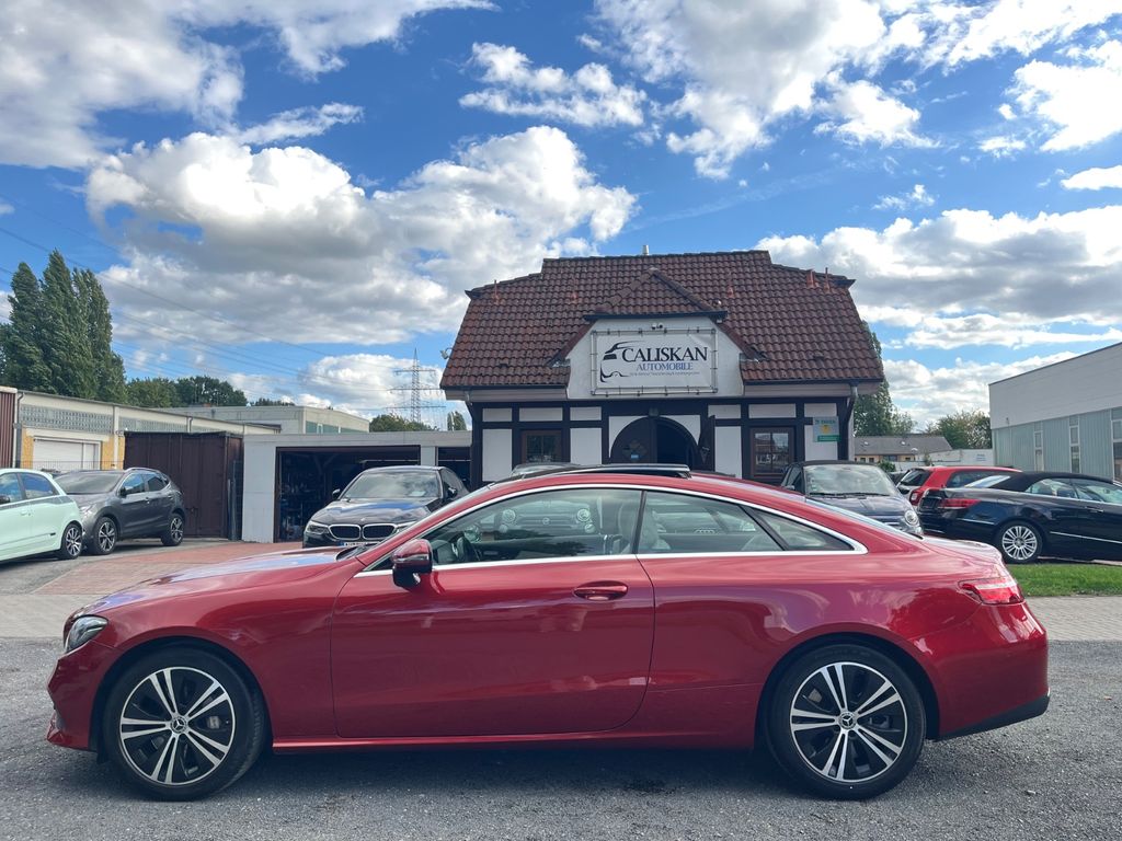 Bild des Angebotes Mercedes-Benz E 450 Coupe 4Matic°1.Hand°Panorama°OPA´s Auto