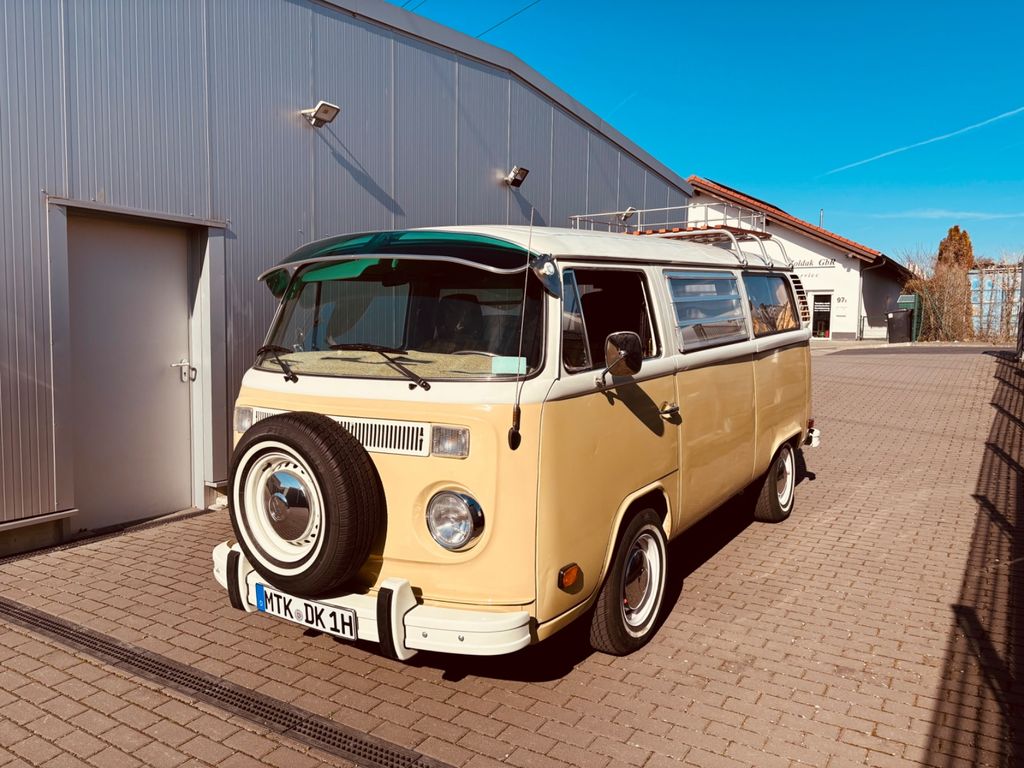 Bild des Angebotes Volkswagen T2b Reprowesty Camper viel investiert