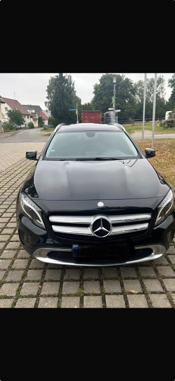 Bild des Angebotes Mercedes-Benz GLA 220 4-Matic Top