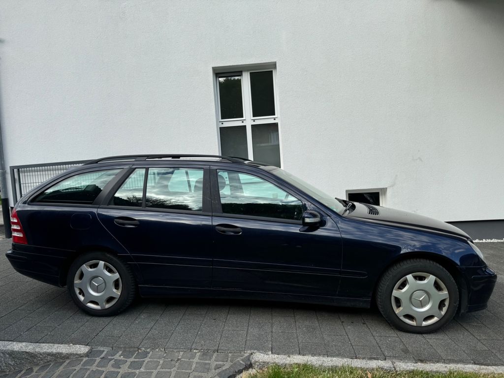 Mercedes-Benz C 200 CDI T CLASSIC SH gepflegt