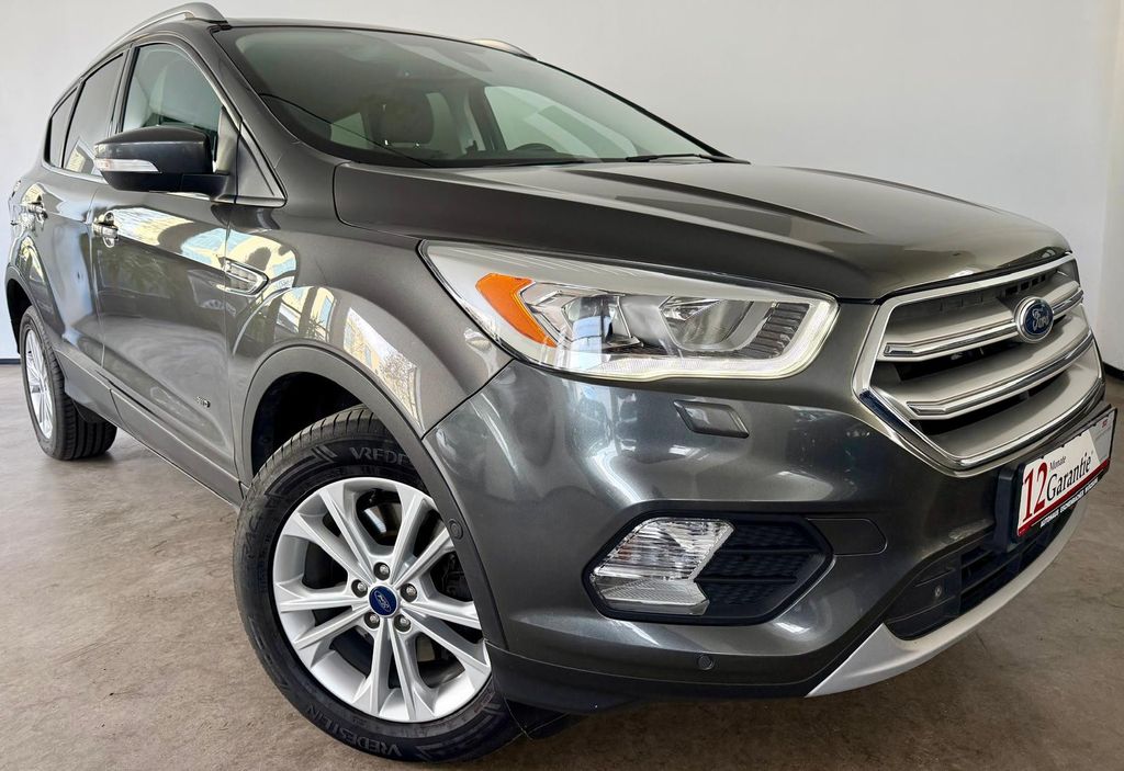 Bild des Angebotes Ford Kuga Titanium 4x4 LED Ambiente NAVI Temp